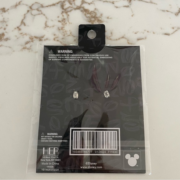 Disney MICKEY MOUSE 2024 Aldi Collab Mickey shaped Earrings set Limited … - Picture 3 of 8